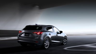 Mazda Axela (Mazda3) rear three quarters