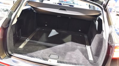 Mercedes E-Class All-Terrain boot second image at 2017 Vienna Auto Show