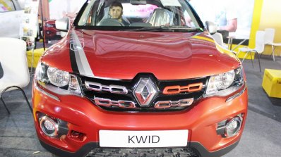 Renault Kwid (accessorised) front at Surat International Auto Expo 2017