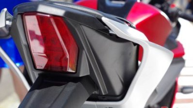 Yamaha R15 v3.0 matte red taillamp