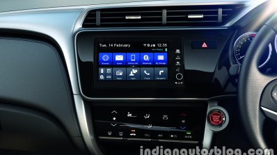 2017 Honda City (facelift) centre console