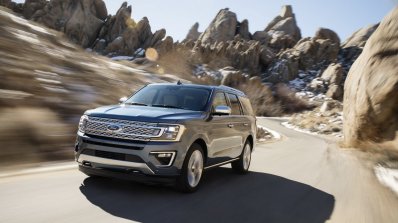 2018 Ford Expedition front three quarters left side in motion