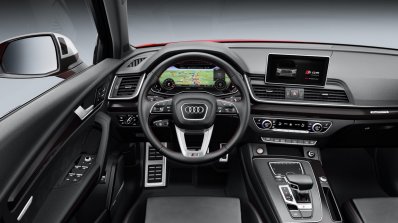 Audi SQ5 dashboard driver side