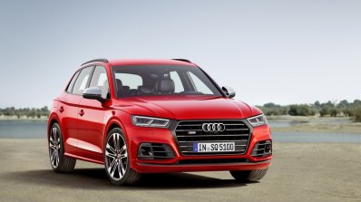 Audi SQ5 front three quarters