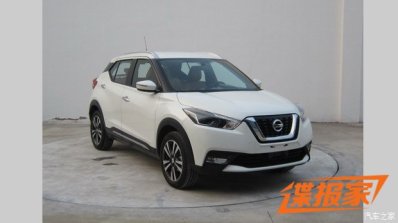 Chinese-spec Nissan Kicks front three quarters spy shot