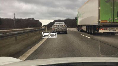 Lamborghini Urus rear spy shot