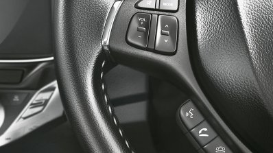 Maruti Baleno RS buttons press image