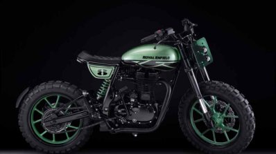 Royal Enfield Classic 500 Green Fly side view with headlamp