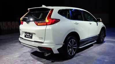 2017 Honda CR-V Modulo rear three quarter launched