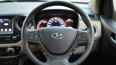 2017 Hyundai Grand i10 1.2 Diesel (facelift) steering wheel Review