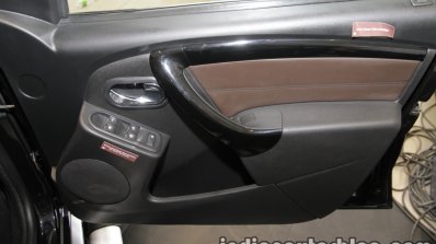 2017 Nissan Terrano (facelift) door card launched