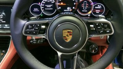2017 Porsche Panamera steering wheel controls
