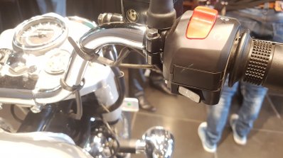 2017 Royal Enfield Bullet 350 ES reaches dealerships AHO no headlamp switch