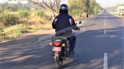 Bajaj Boxer X150 Cross rear