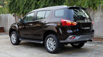 India-bound 2017 Isuzu MU-X (facelift) rear quarter image