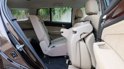 India-bound 2017 Isuzu MU-X (facelift) seat tumble image