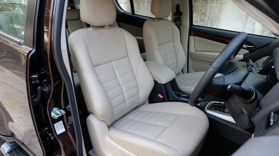 India-bound 2017 Isuzu MU-X (facelift) seats image
