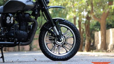 Royal Enfield Classic 500 RE535 tourer scrambler by TNT Motorcycles front wheel
