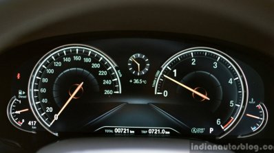 2017 BMW 7 Series M-Sport (730 Ld) instrument display Review
