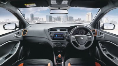 2017 Hyundai i20 dual tone interior