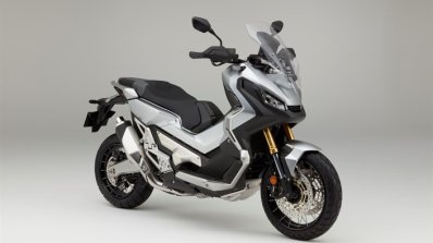 Honda X-ADV Digital Silver front three quarter