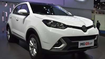 MG GS front three quarters at 2017 Bangkok International Motor Show