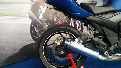 TVS Apache RTR 200 track experience at MMRT tail section