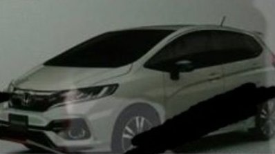 2017 Honda Jazz (2017 Honda Fit) front three quarters leaked image