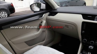2017 Skoda Octavia (facelift) interior spy shot