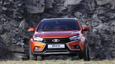 Lada Vesta SW Cross concept front