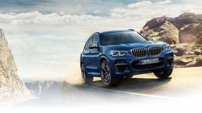 2017 BMW X3 front three quarters in motion leaked image