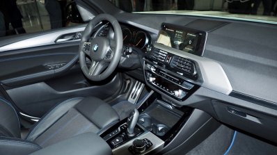 2017 BMW X3 xDrive30d interior