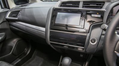 2017 Honda Jazz (facelift) V center console launched Malaysia