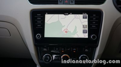 2017 Skoda Octavia center console revealed for India images