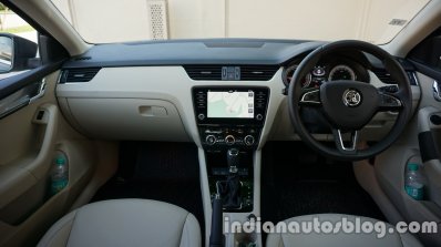 2017 Skoda Octavia dashbaord revealed for India images