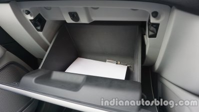 Jeep Compass glovebox review