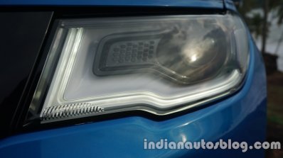 Jeep Compass headlight review