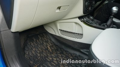 Jeep Compass storage pocket review