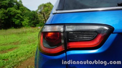 Jeep Compass taillamp review