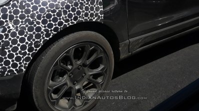 Panther Black 2017 Ford EcoSport wheel spy shot
