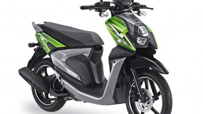 Yamaha X-Ride 125 green front three quarter