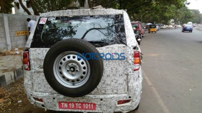 Mahindra TUV500 (TUV300 XL) spy shot rear