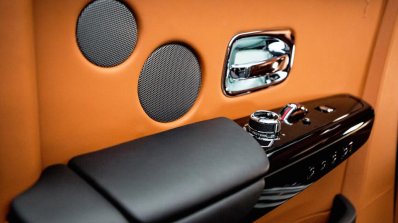 2018 Rolls-Royce Phantom door panel