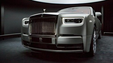 2018 Rolls-Royce Phantom front fascia