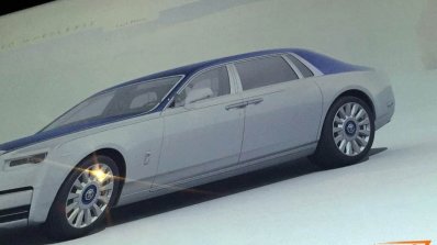 2018 Rolls-Royce Phantom front three quarters leaked image