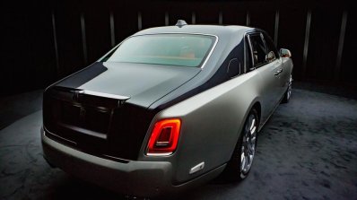 2018 Rolls-Royce Phantom rear three quarters