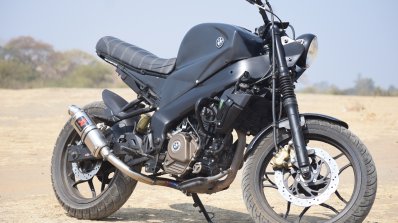 Bajaj Pulsar NS 200 By Motorland Customs front right three quarters