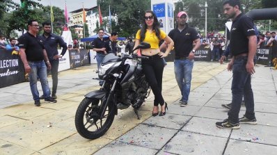 Bajaj Pulsar NS160 unveiled by Ghost Ryderz gallery front three quarter right