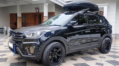Hyundai Creta diesel with stealth exterior front quarter