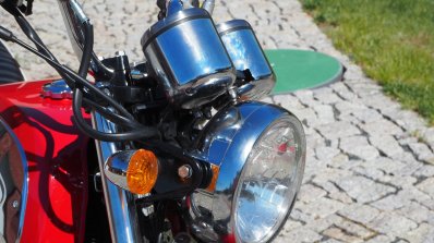 Jawa 350 OHC live images headlamp